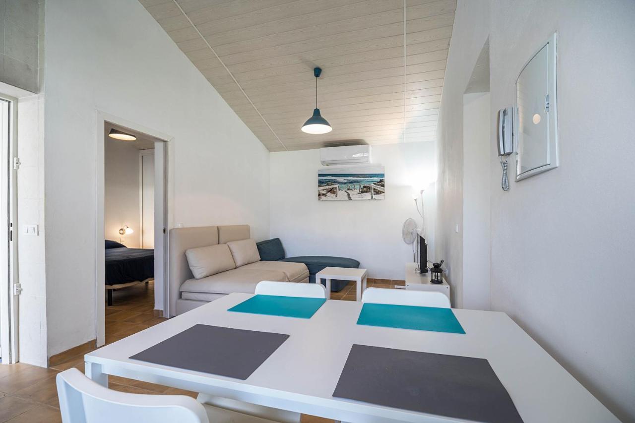 La Casita Azul - Mayores De 25 Chiclana de la Frontera Exterior photo